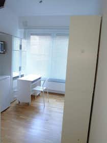 House for rent for €540 per month in Stuttgart, Margaretenstraße