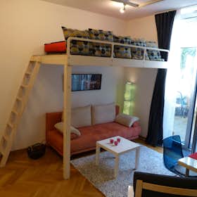 Apartment for rent for €990 per month in Köln, Metzer Straße