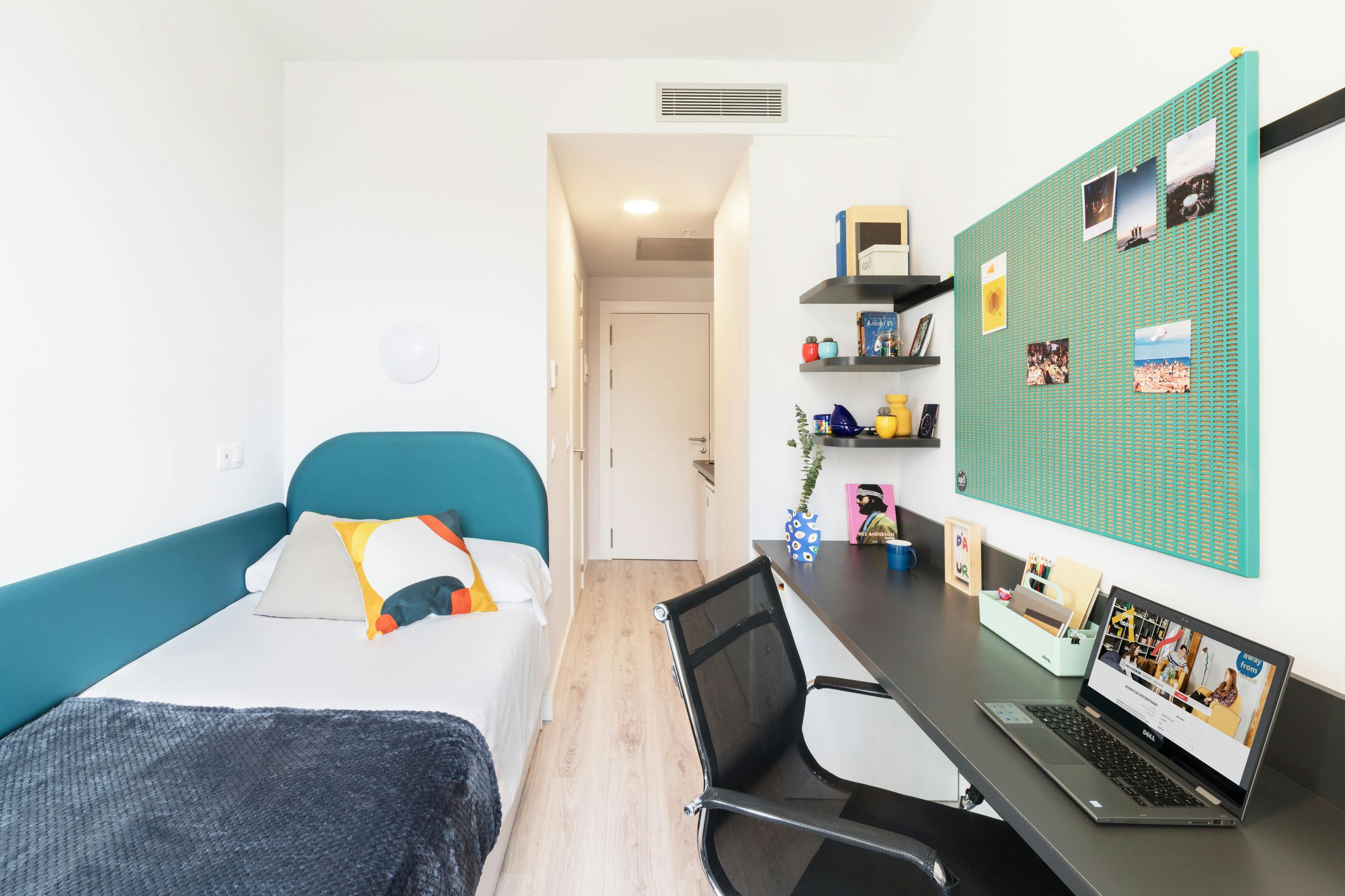 preview gallery tile