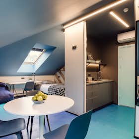 Habitación compartida for rent for 399 € per month in Riga, Lauvas iela
