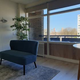 Private room for rent for €1,015 per month in Rotterdam, Van Swietenlaan
