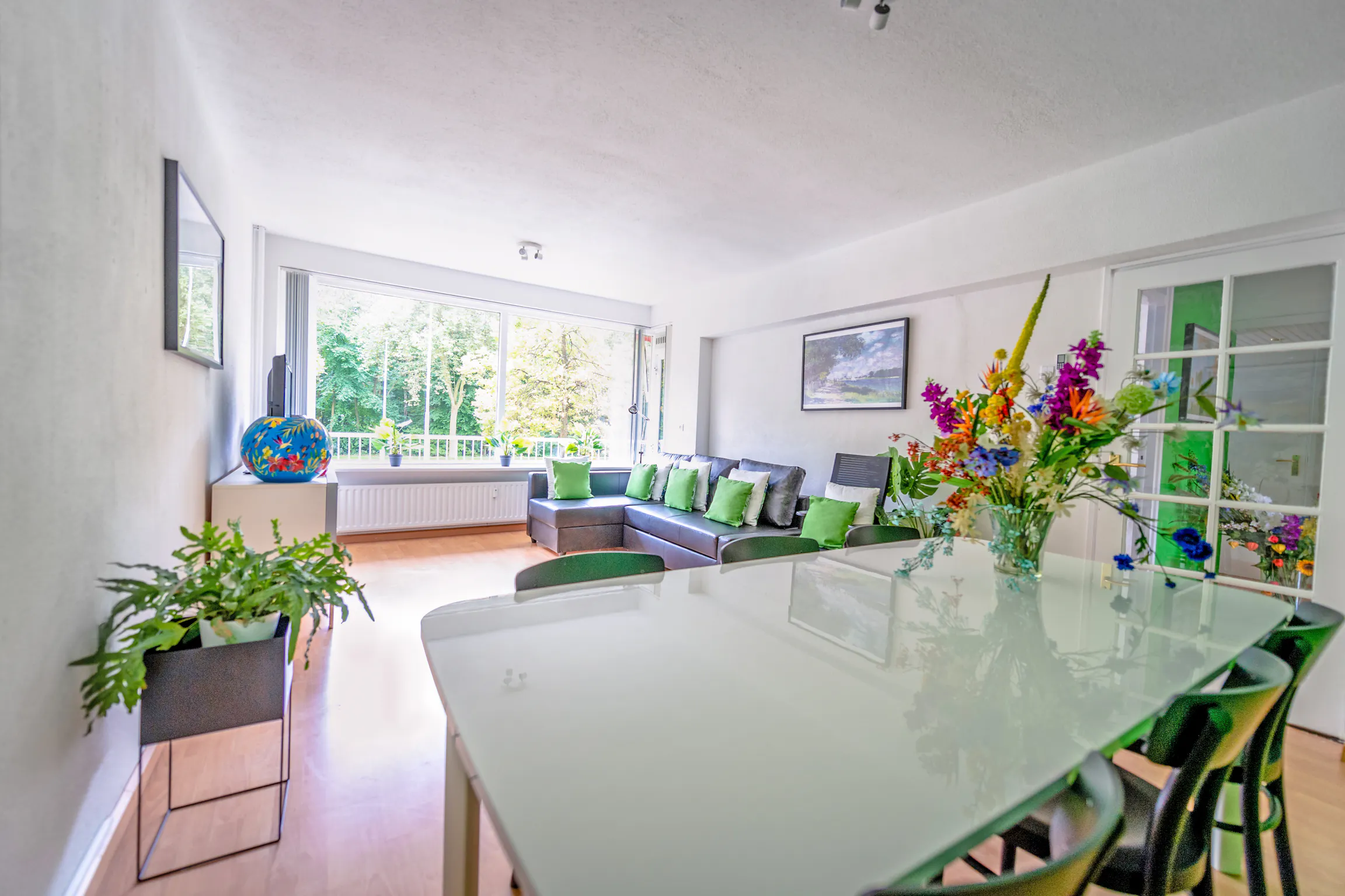 3-Bedroom Apartment in Edmond Hellenraadstraat, Rotterdam (1151732) ROOM 1