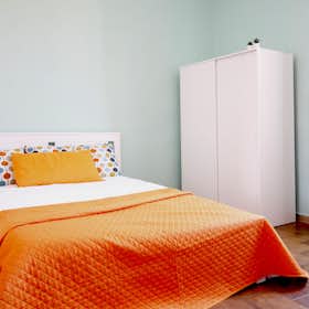 Private room for rent for €670 per month in Bologna, Via Gorizia