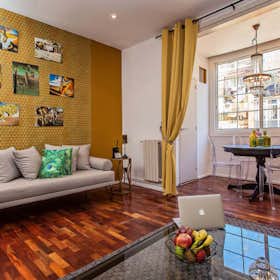 Apartment for rent for €8,154 per month in Barcelona, Carrer de Vic
