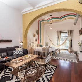 Apartment for rent for €8,154 per month in Barcelona, Passatge de Mas de Roda