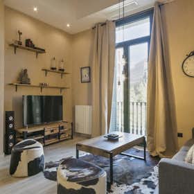 Apartment for rent for €8,154 per month in Barcelona, Carrer del Bruc