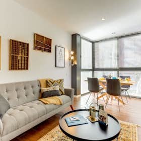 Apartment for rent for €8,154 per month in Barcelona, Carrer de los Castillejos