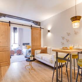 Apartment for rent for €8,154 per month in Barcelona, Carrer de Sepúlveda