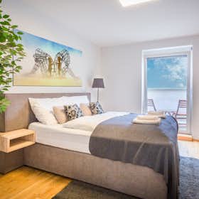Apartment for rent for €2,400 per month in Vienna, Erlachplatz