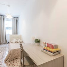 Private room for rent for €700 per month in Bologna, Via Francesco Todaro