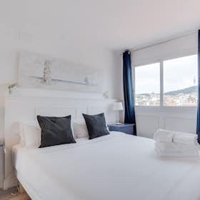 Apartment for rent for €1,000 per month in Barcelona, Carrer del Francolí