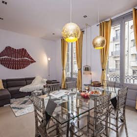 Apartment for rent for €8,154 per month in Barcelona, Carrer de Trafalgar