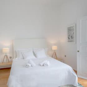 Apartment for rent for €1,200 per month in Athens, Tsami Karatasou