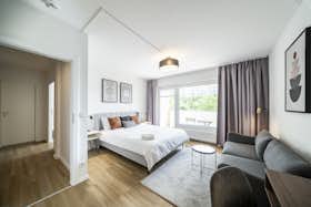 公寓 正在以 €1,795 的月租出租，其位于 Berlin, Glockenturmstraße