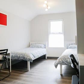Shared room for rent for €780 per month in Dublin, Royal Canal Terrace