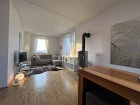 Wohnung zu mieten für 1.760 € pro Monat in Frankfurt am Main, Fuchshohl
