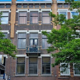 Appartement à louer pour 1 650 €/mois à Rotterdam, 1e Middellandstraat