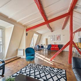 Apartment for rent for €8,795 per month in Paris, Rue des Boulangers