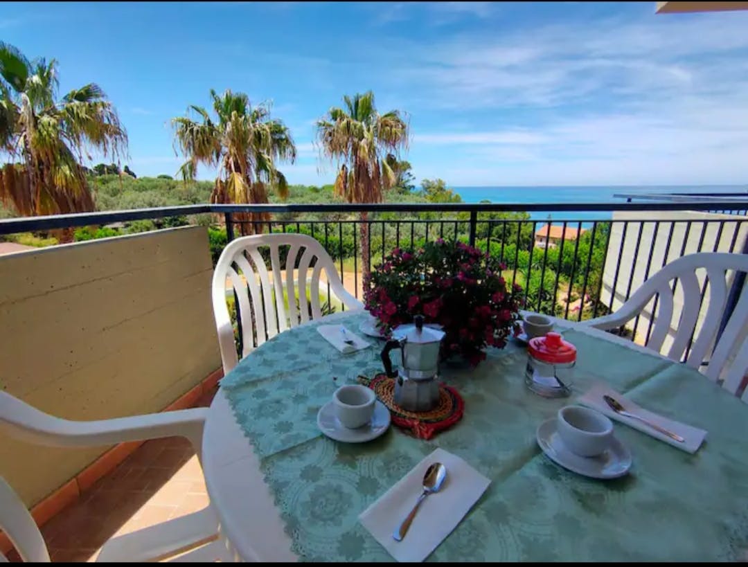 Apartamento en alquiler por 11.111 € al mes en Acquedolci, Via Etna