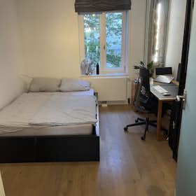 Stanza condivisa in affitto a 1.049 € al mese a Munich, Corneliusstraße