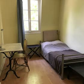 Private room for rent for €470 per month in Savigny-sur-Orge, Grande Rue