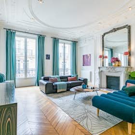 Apartment for rent for €1,000 per month in Paris, Rue d'Aboukir