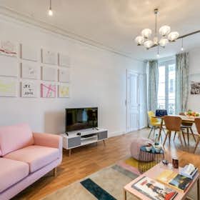 Apartment for rent for €1,000 per month in Paris, Rue Rambuteau