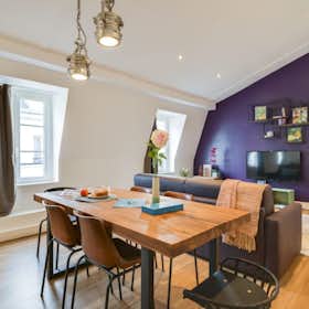 Apartment for rent for €1,000 per month in Paris, Rue Monsigny