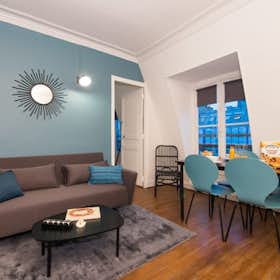 Apartment for rent for €1,000 per month in Paris, Rue Saint-Honoré
