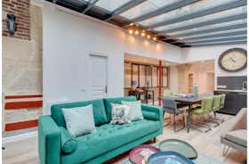 Apartment for rent for €1,000 per month in Paris, Rue du Sentier