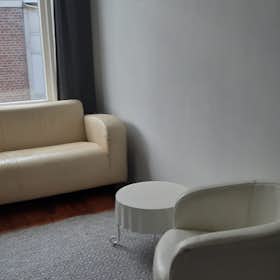 Private room for rent for €730 per month in Rotterdam, Kleiweg