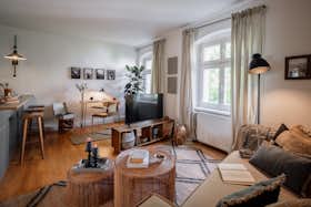 Apartment for rent for €2,038 per month in Berlin, Köpenicker Straße