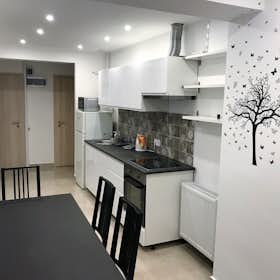 Apartment for rent for HUF 492,736 per month in Budapest, Üllői út