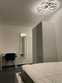 Отдельная комната сдается в аренду за 795 € в месяц в Munich, Balanstraße