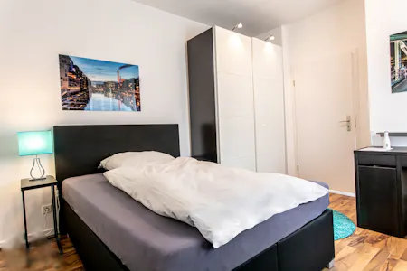 Private room for rent on Elbestraße, Frankfurt am Main