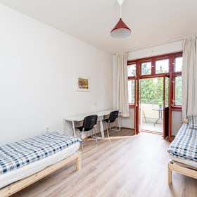 Mehrbettzimmer for rent for 480 € per month in Berlin, Germaniastraße