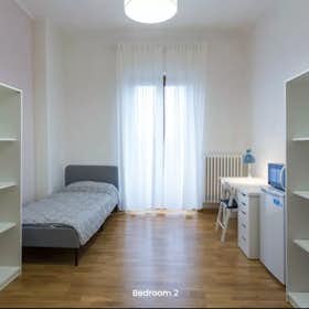 Habitación compartida en alquiler por 430 € al mes en Milan, Via Console Marcello