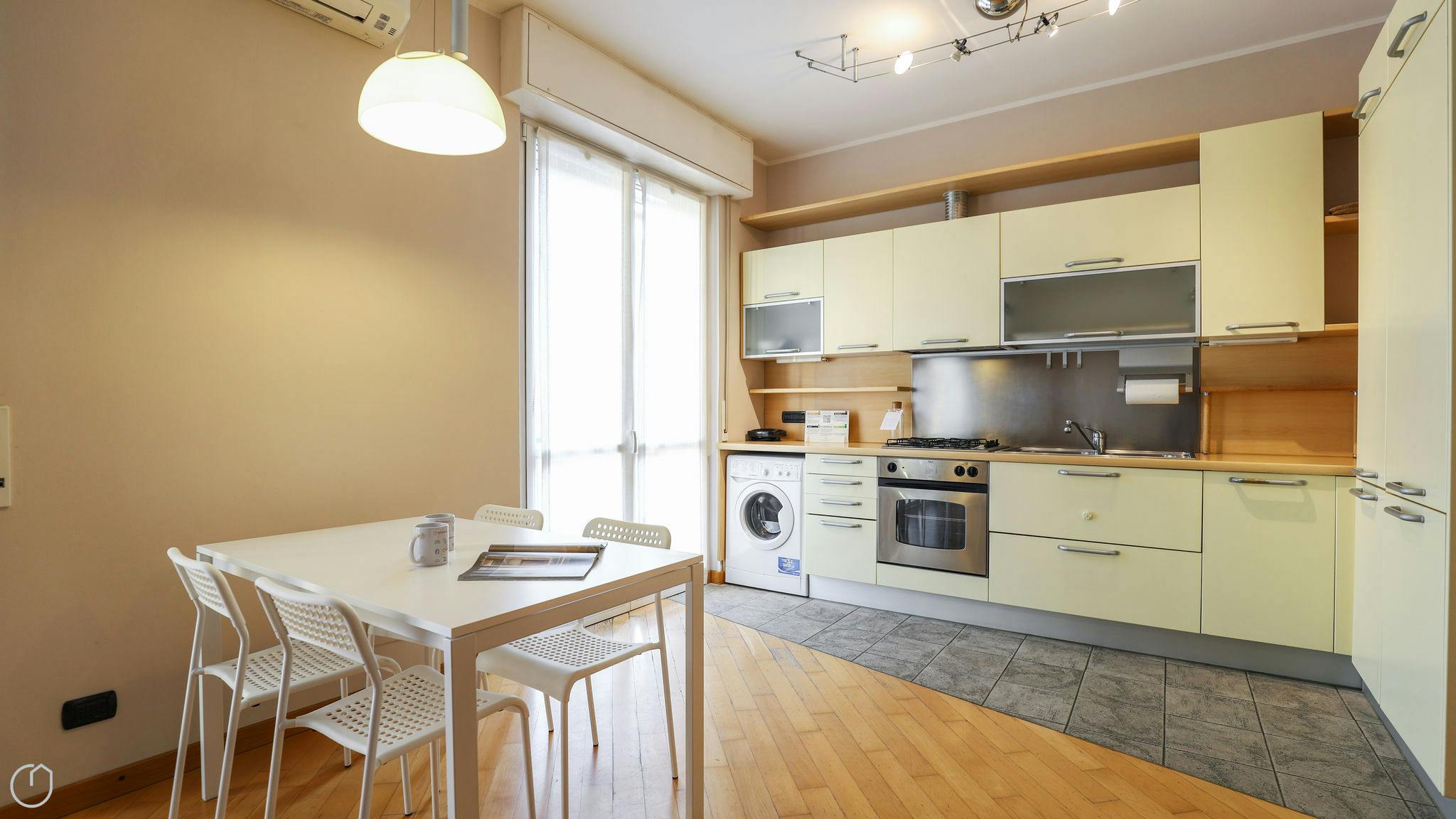 Apartamento en alquiler por 1 € al mes en Milan, Via dei Tulipani