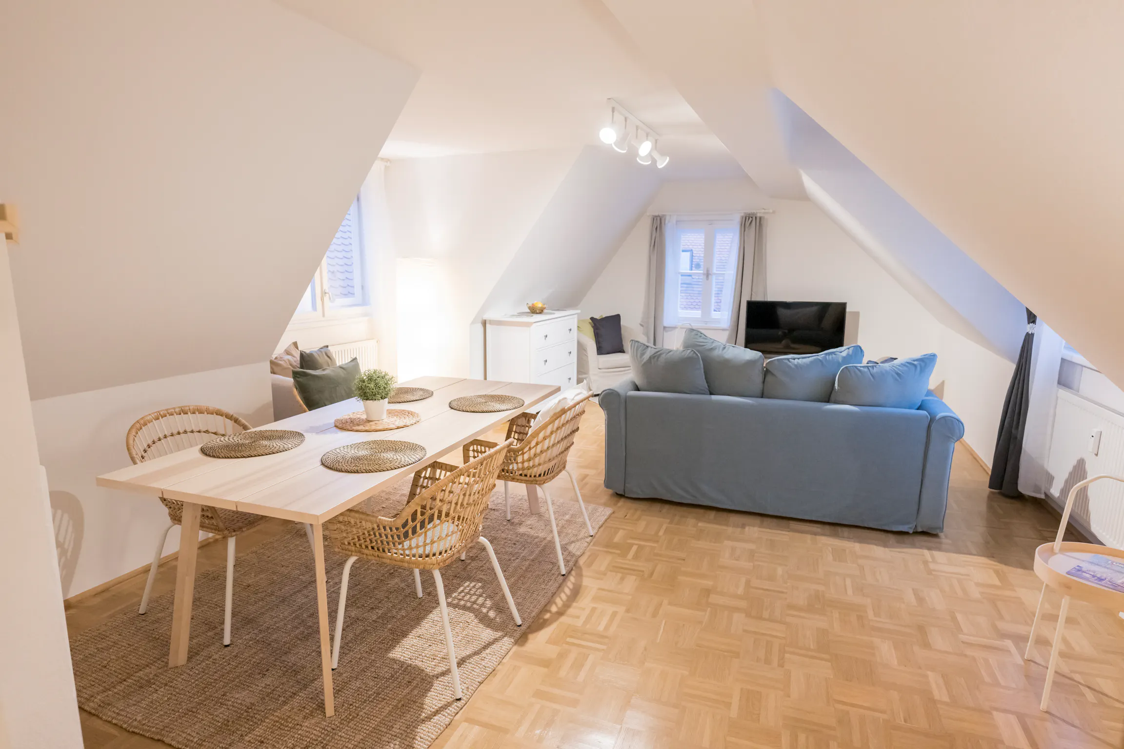 2-Bedroom Apartment in Südtiroler Platz, Graz (1168555) ROOM 2