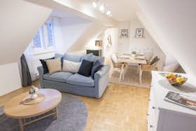 Apartment for rent for €2,500 per month in Graz, Südtiroler Platz