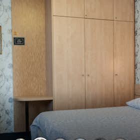 Private room for rent for €1,500 per month in Ljubljana, Tržaška cesta