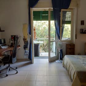 Habitación privada for rent for 690 € per month in Pisa, Via Spartaco Carlini