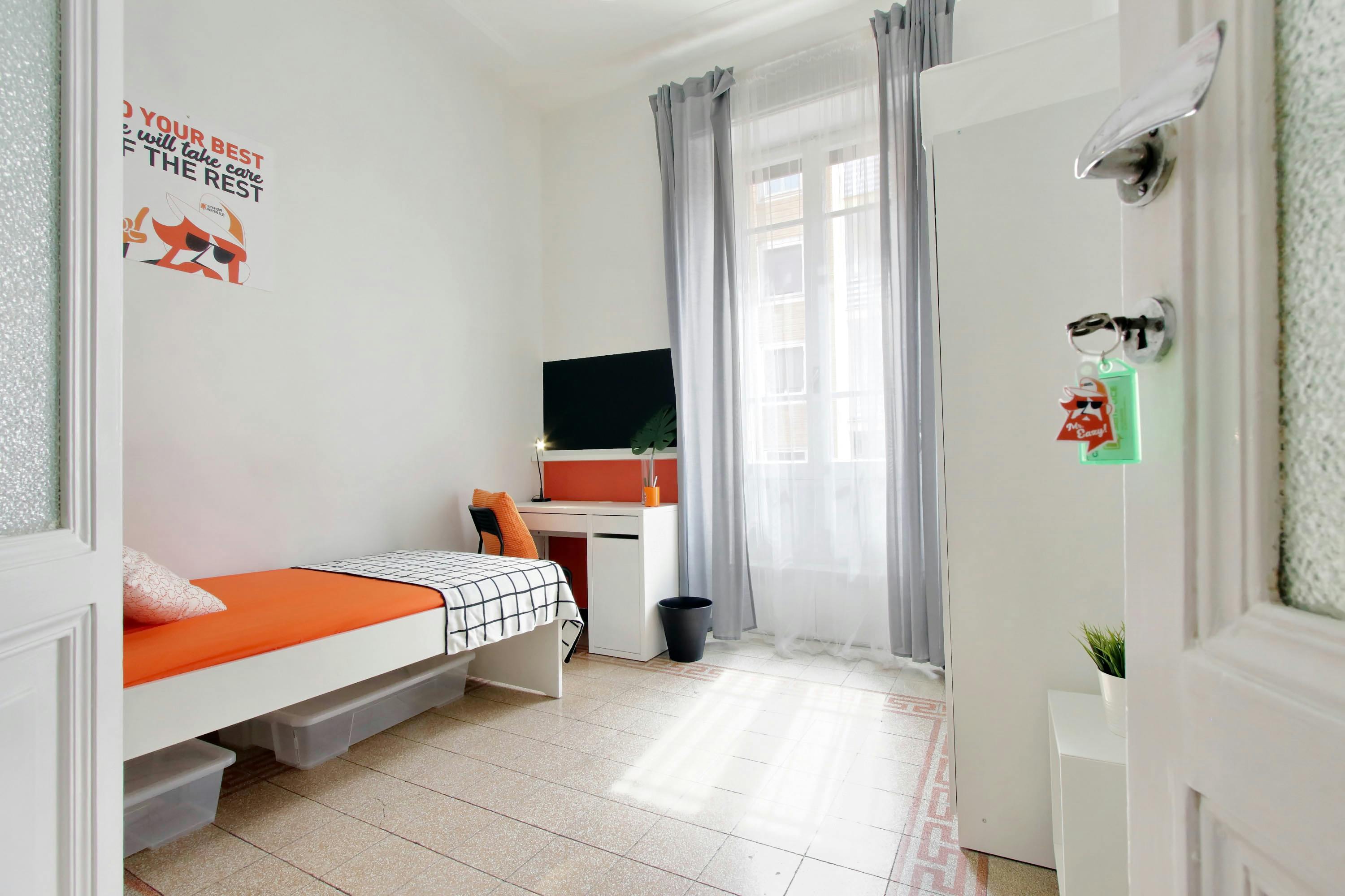 Private room in Via di Villa Koch, Rome (1169500) ROOM