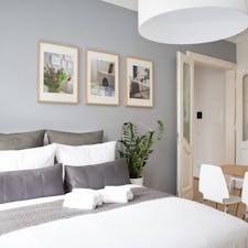Apartment for rent for €1,500 per month in Leipzig, Nikischplatz