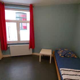 Private room for rent for €570 per month in Ixelles, Boulevard Général Jacques