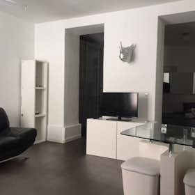 Studio for rent for €950 per month in Madrid, Calle Mesón de Paredes