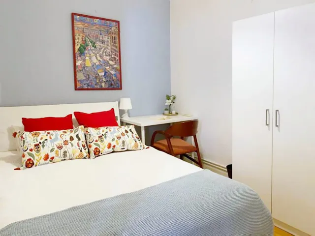 Private room in Calle del Conde de Aranda, Madrid (1170452) room image 1