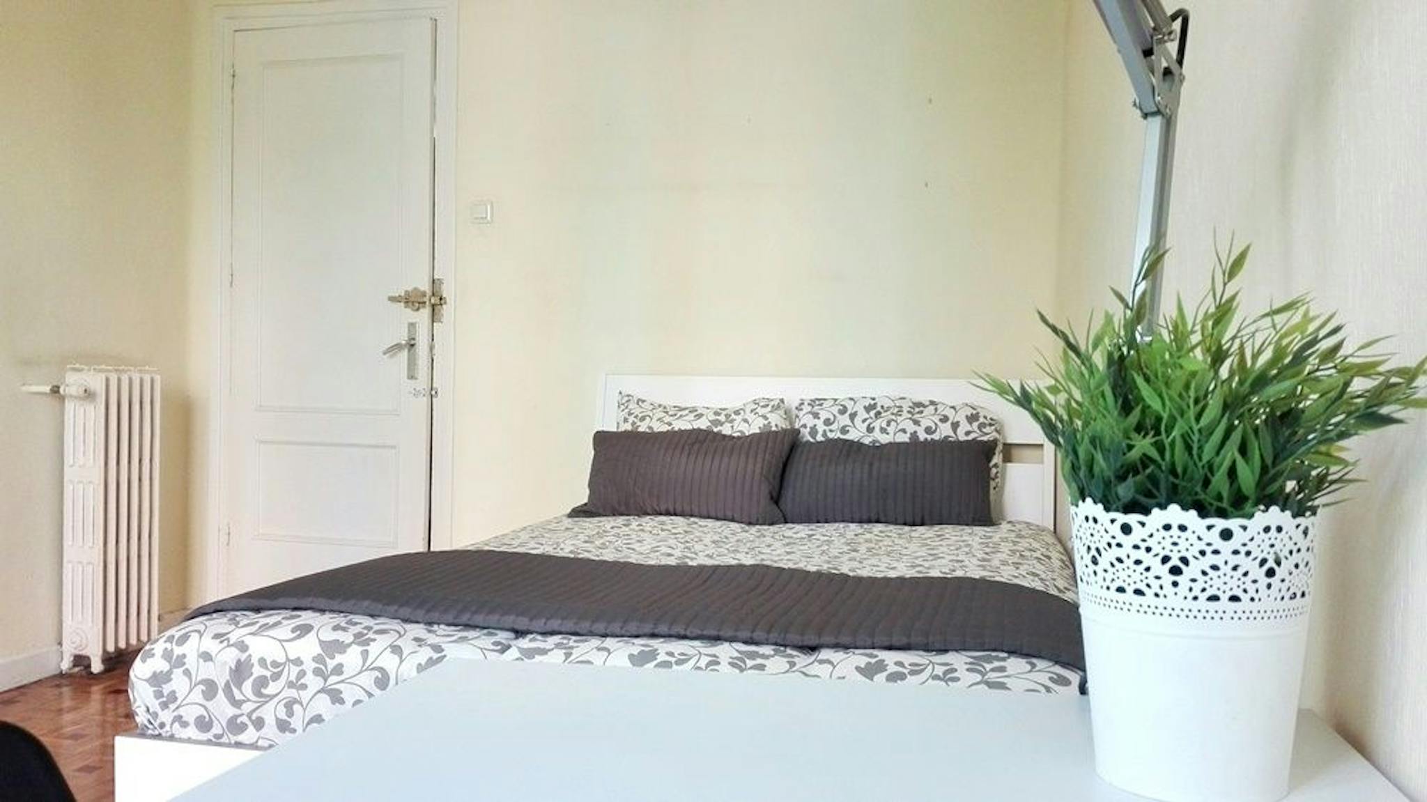 Calle de Fernández de los Ríos, Madrid preview