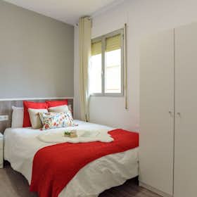 Private room for rent for €620 per month in Madrid, Calle de Ayala