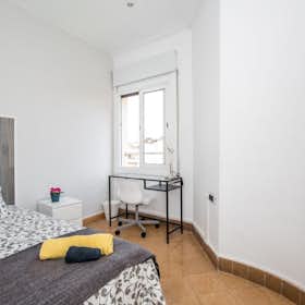 Privé kamer te huur voor € 600 per maand in Barcelona, Carrer de València